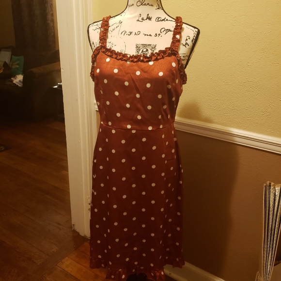 Dress - Picture 3 of 3